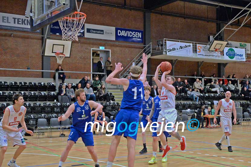 basketball 22 05