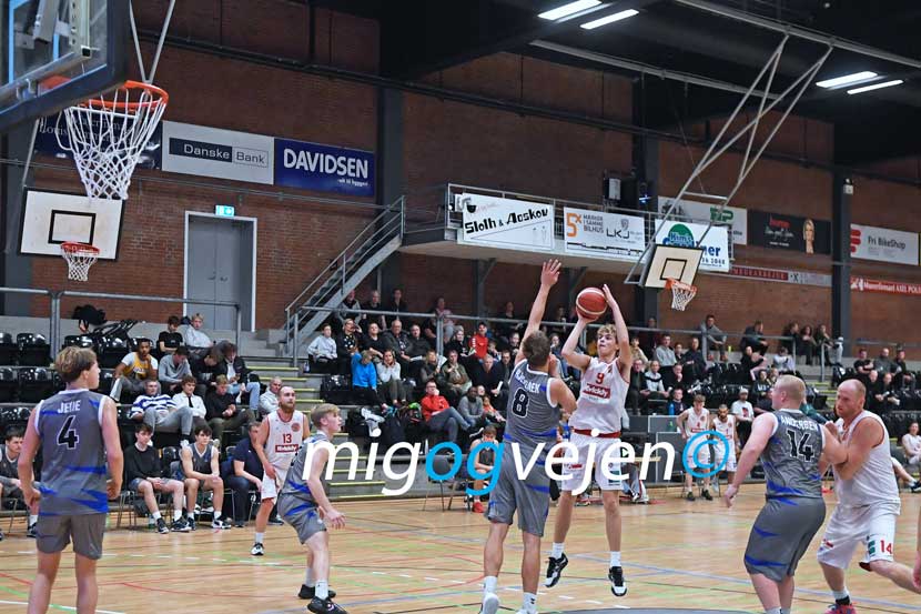 basketball 22 40