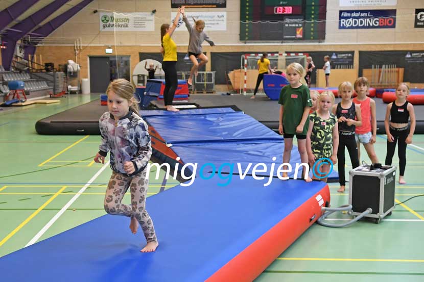 gymnastikskole 22 06