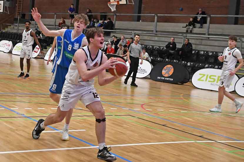 basketball 25 03