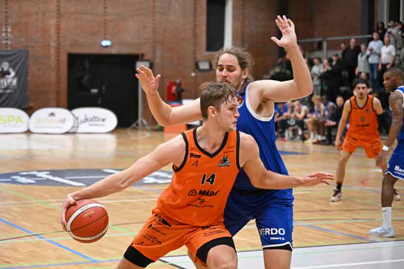 basketball 25 52