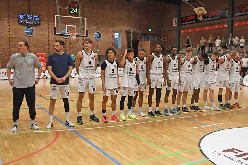 basketball finale 25 02