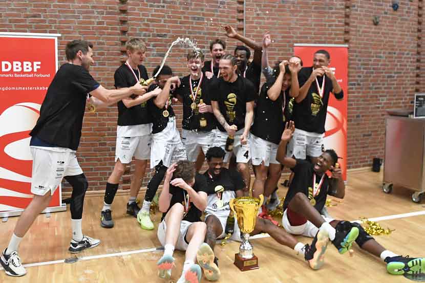 basketball finale 25 04