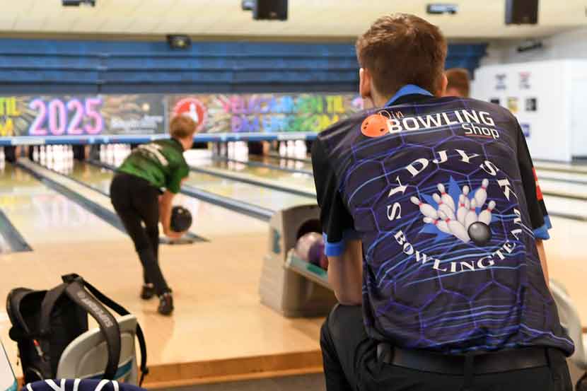 bowling 25 02