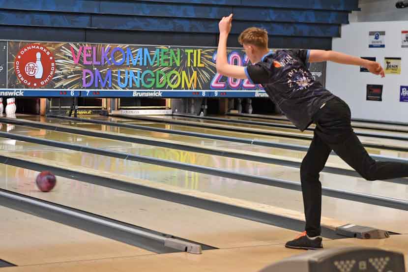 bowling 25 04