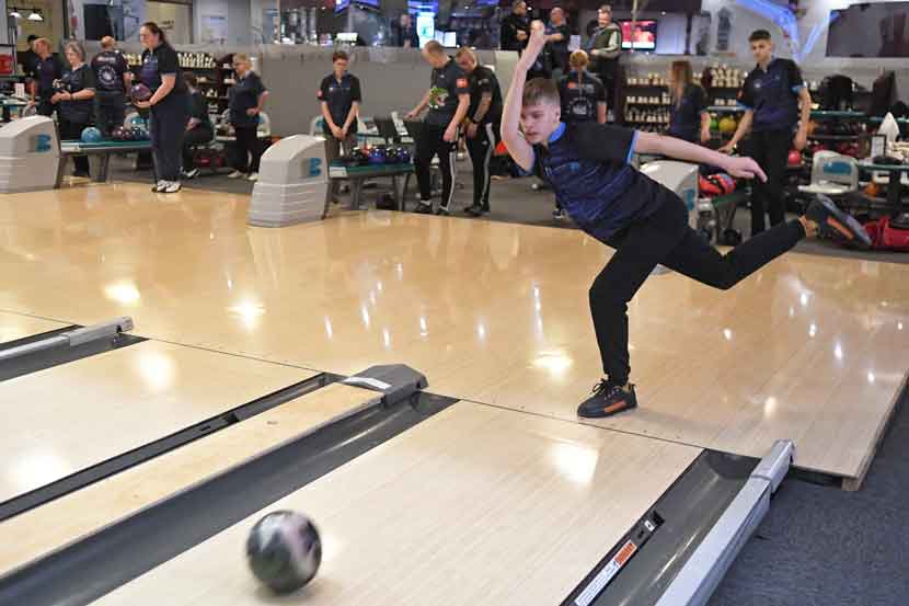 bowling hadring 25 05