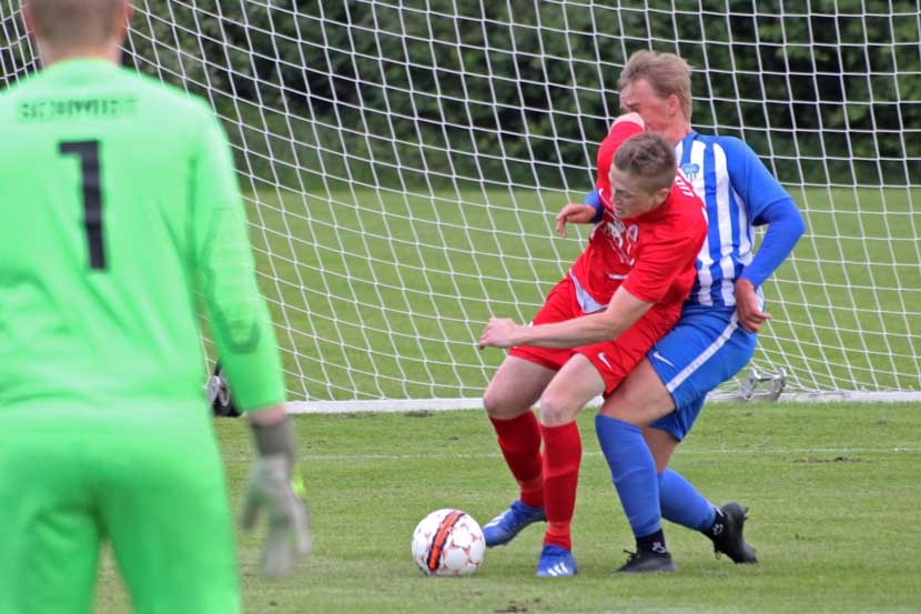 fodbold føvling oos 20 03