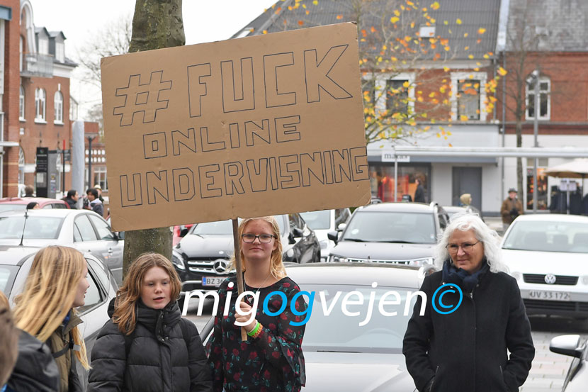 demonstration 22 09