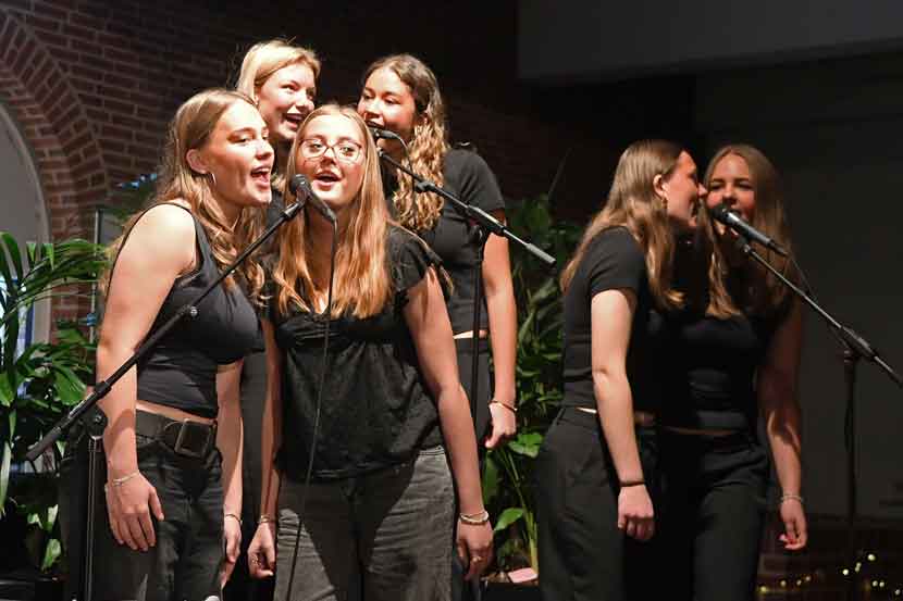 musical 24 02