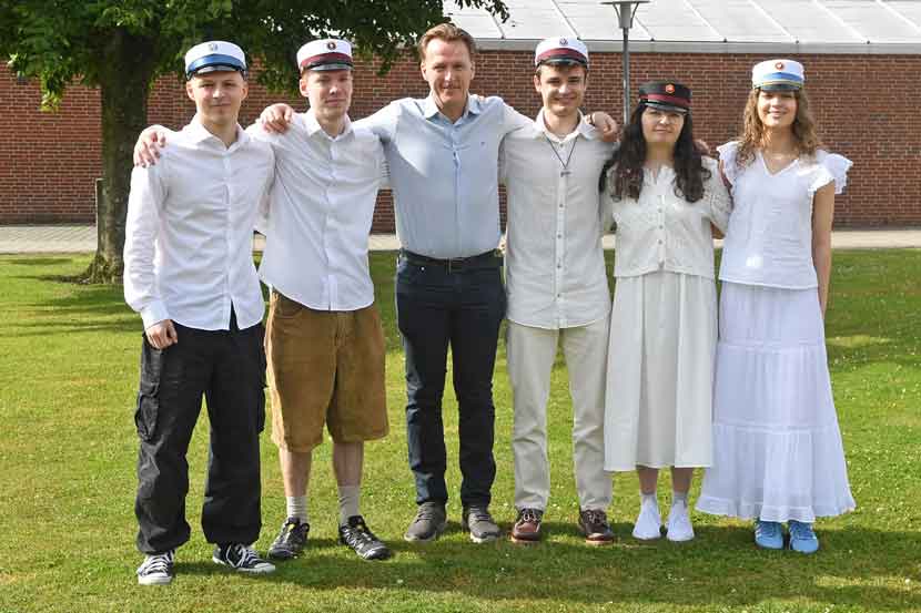 vejen gymnasium studenter 25 10