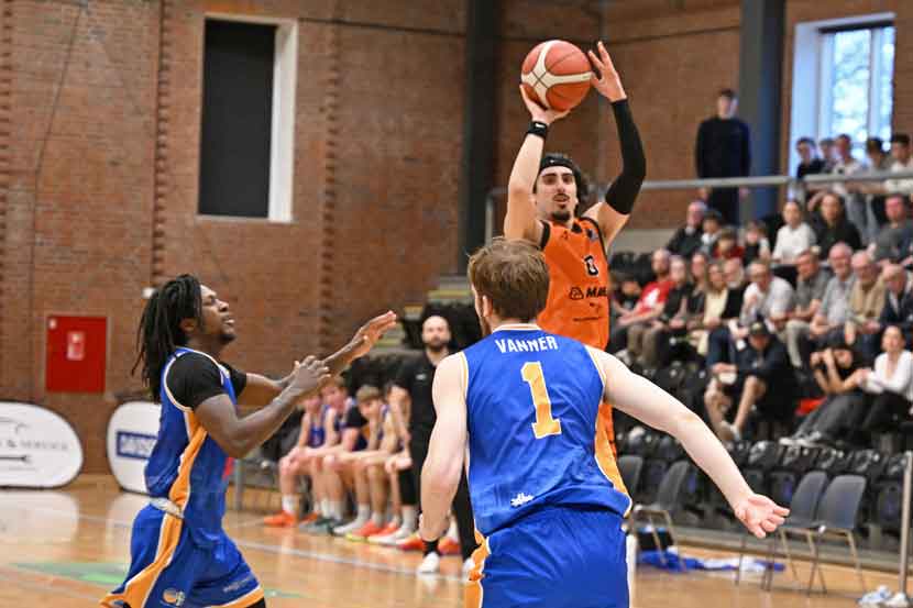 basketball 26 34