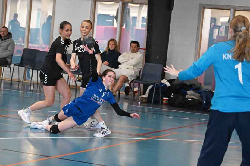 148 hold i kamp