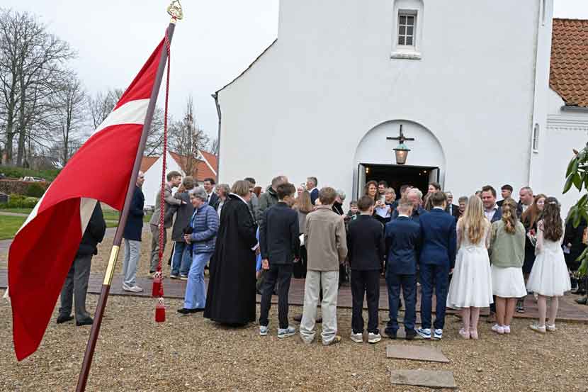 konfirmation frimenighed 26 03