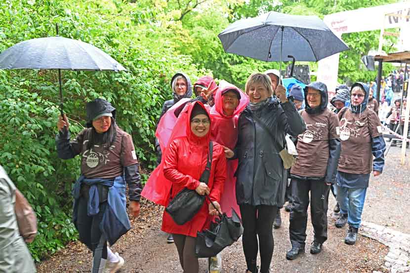 ladywalk 26 06