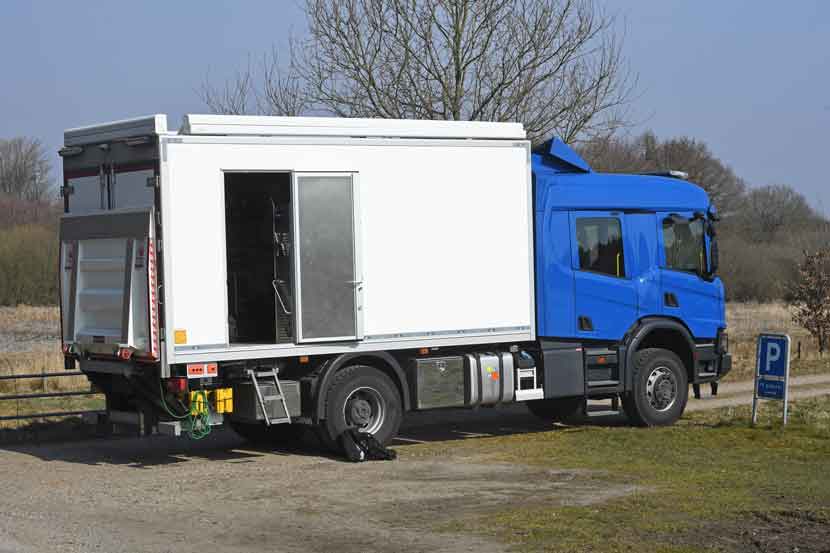 politi dykkere 25 04